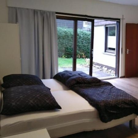 Kleine Ferienwohnung, Einzimmeraparment In Altenkirchen Almersbach Esterno foto