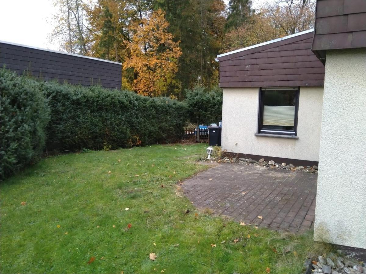 Kleine Ferienwohnung, Einzimmeraparment In Altenkirchen Almersbach Esterno foto